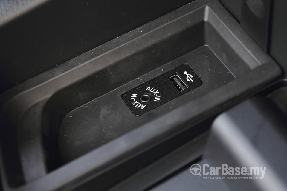 BMW 3 Series F30 (2012) Interior
