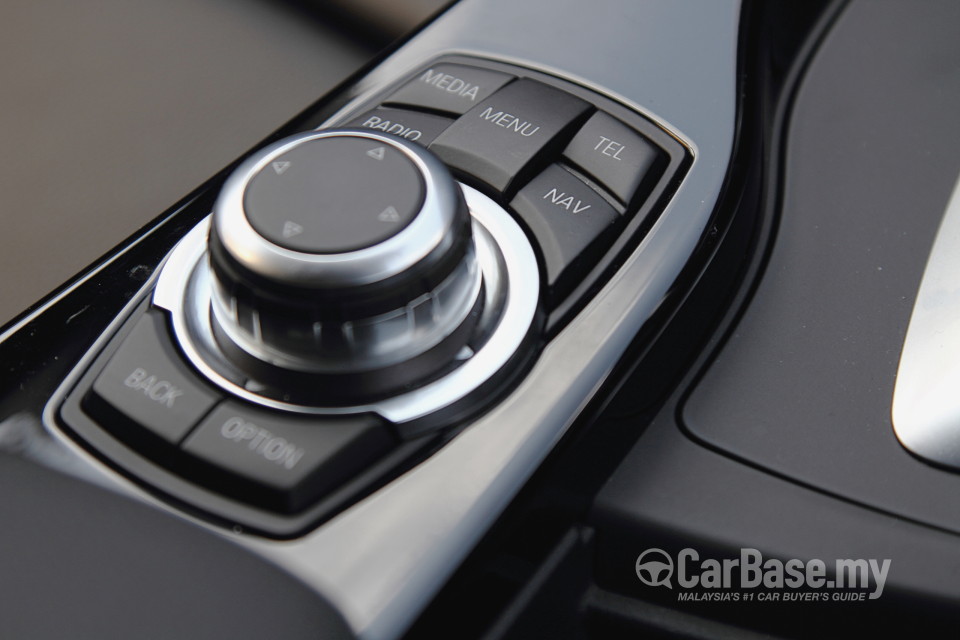 BMW 3 Series F30 (2012) Interior