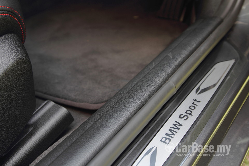 BMW 3 Series F30 (2012) Interior