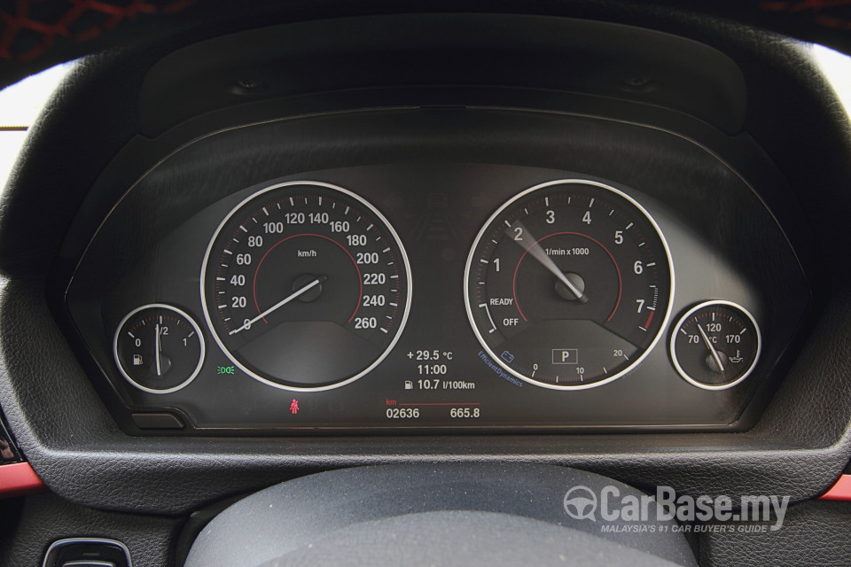 BMW 3 Series F30 (2012) Interior