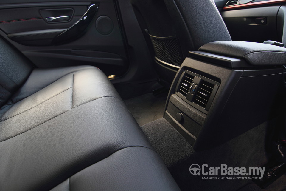 BMW 3 Series F30 (2012) Interior