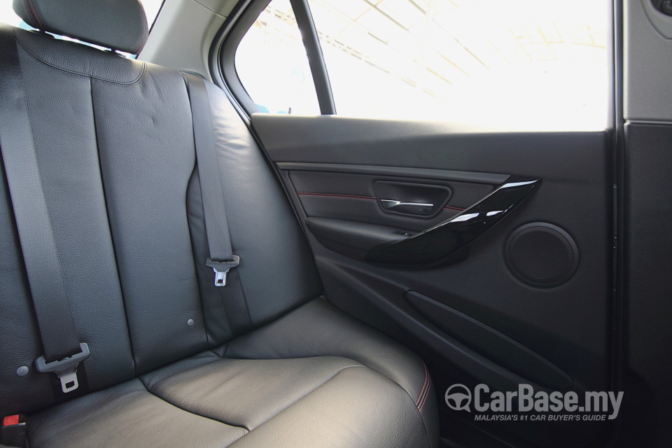 BMW 3 Series F30 (2012) Interior