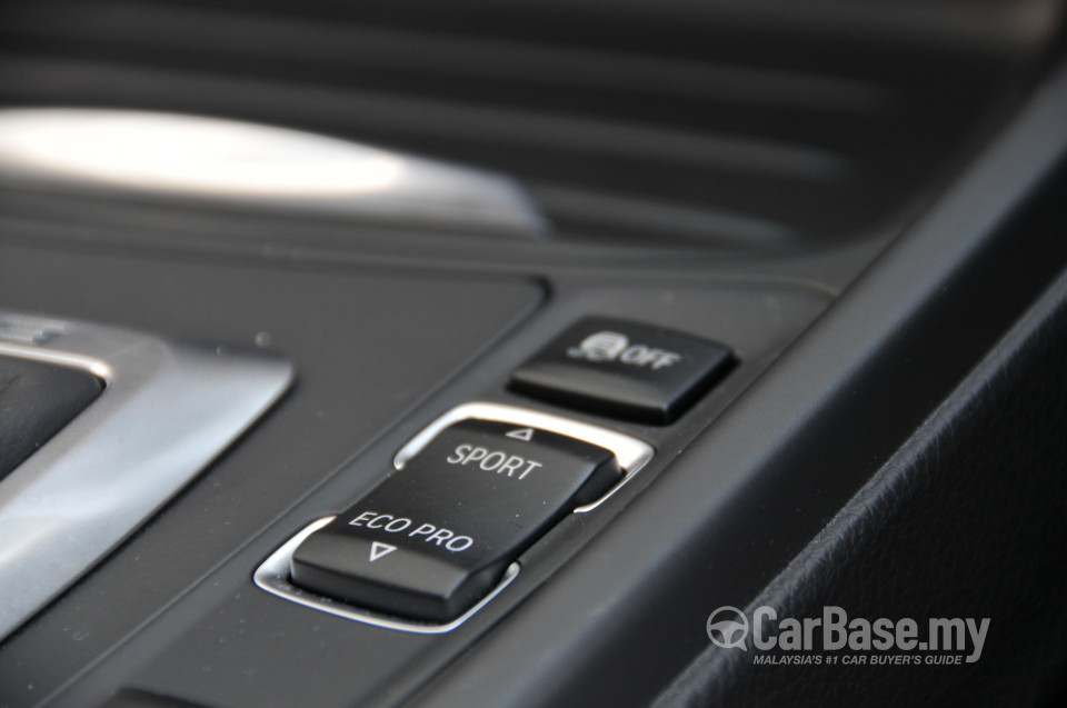 BMW 3 Series F30 (2012) Interior