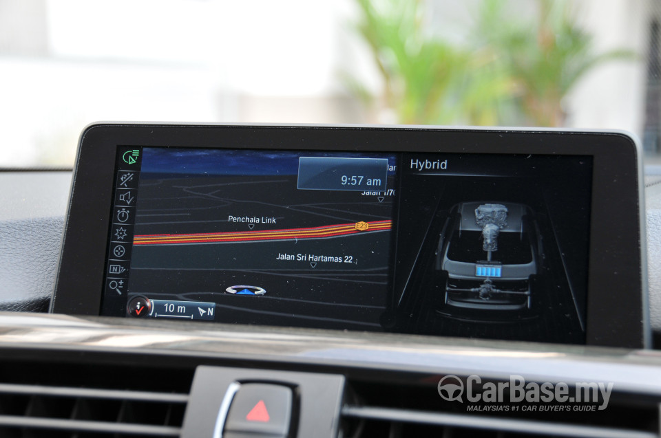 BMW 3 Series F30 (2012) Interior
