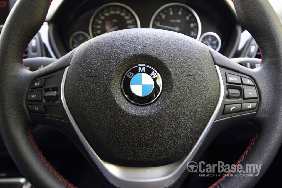 BMW 3 Series F30 (2012) Interior