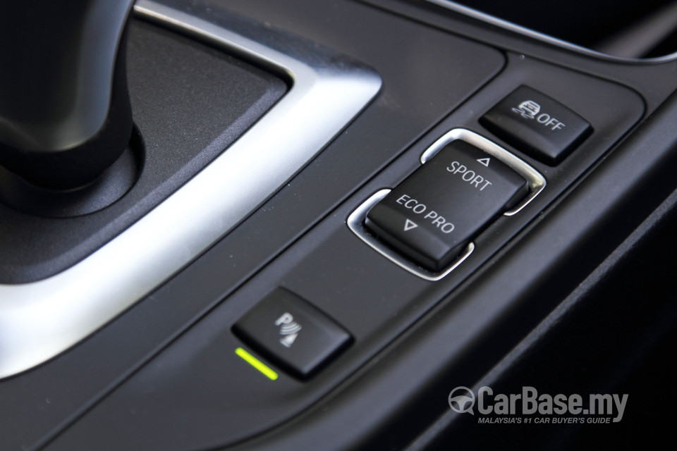 BMW 3 Series F30 (2012) Interior