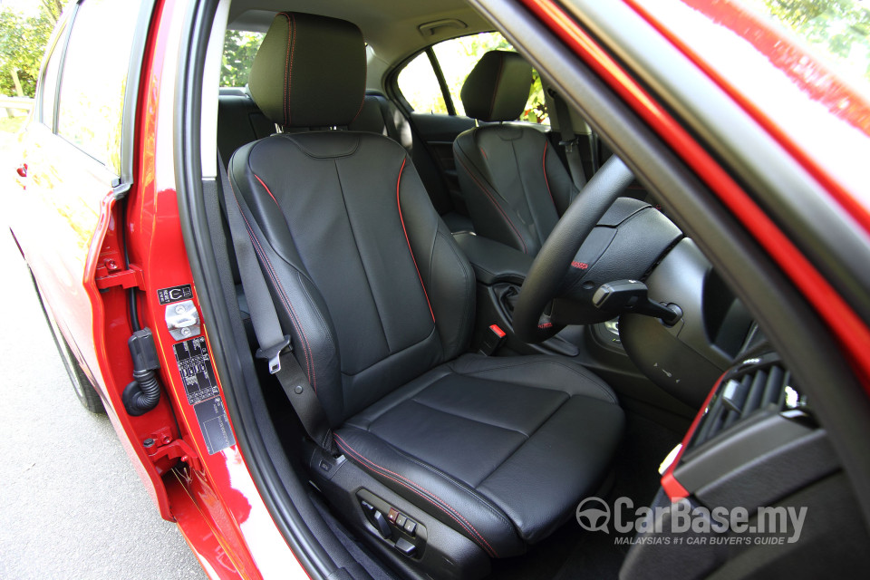 BMW 3 Series F30 (2012) Interior