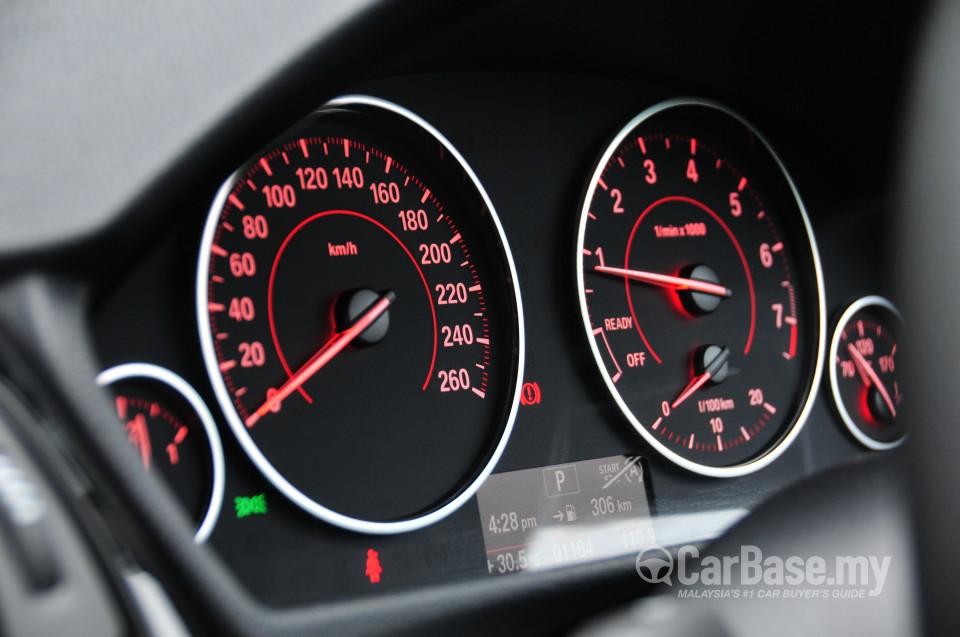 BMW 3 Series F30 (2012) Interior