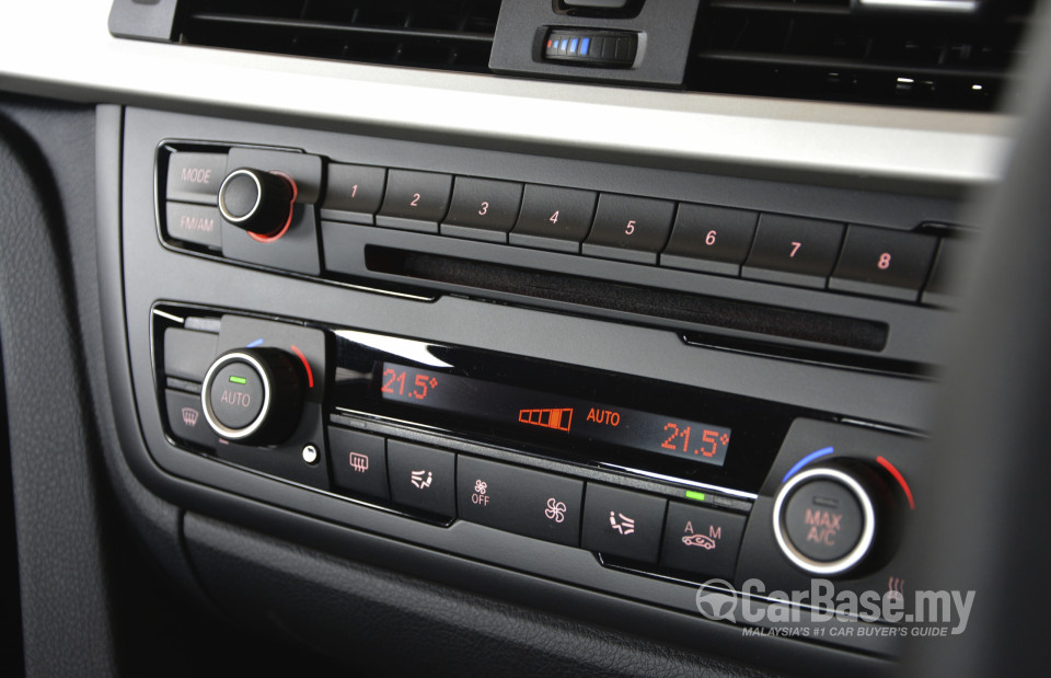 BMW 3 Series F30 (2012) Interior