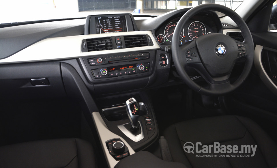 BMW 3 Series F30 (2012) Interior