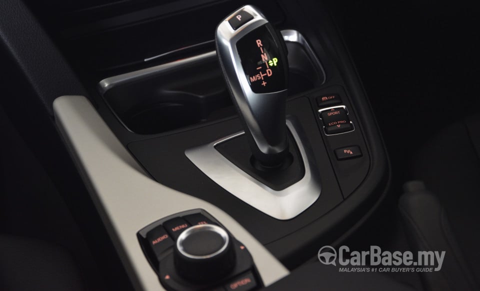 BMW 3 Series F30 (2012) Interior