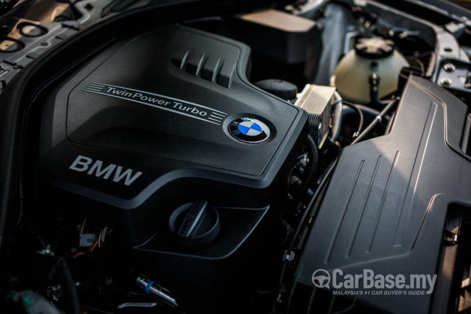 BMW 3 Series F30 (2012) Interior