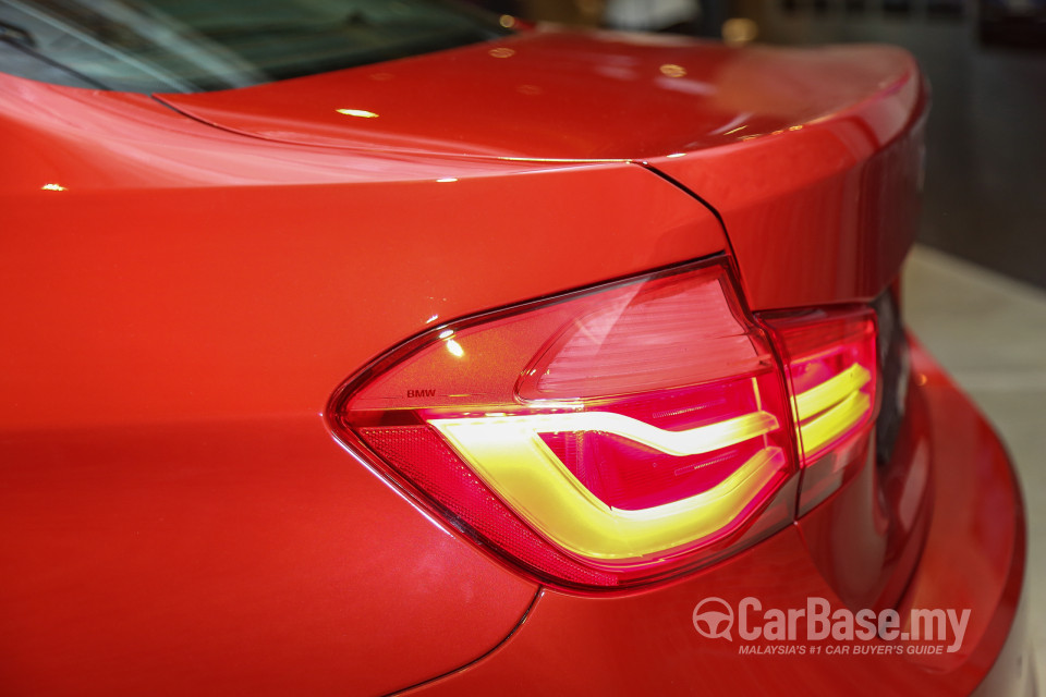 BMW 3 Series F30 LCI (2015) Exterior