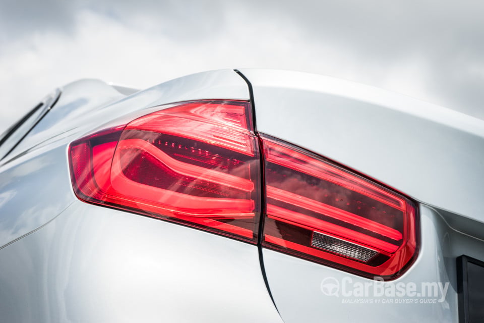 BMW 3 Series F30 LCI (2015) Exterior