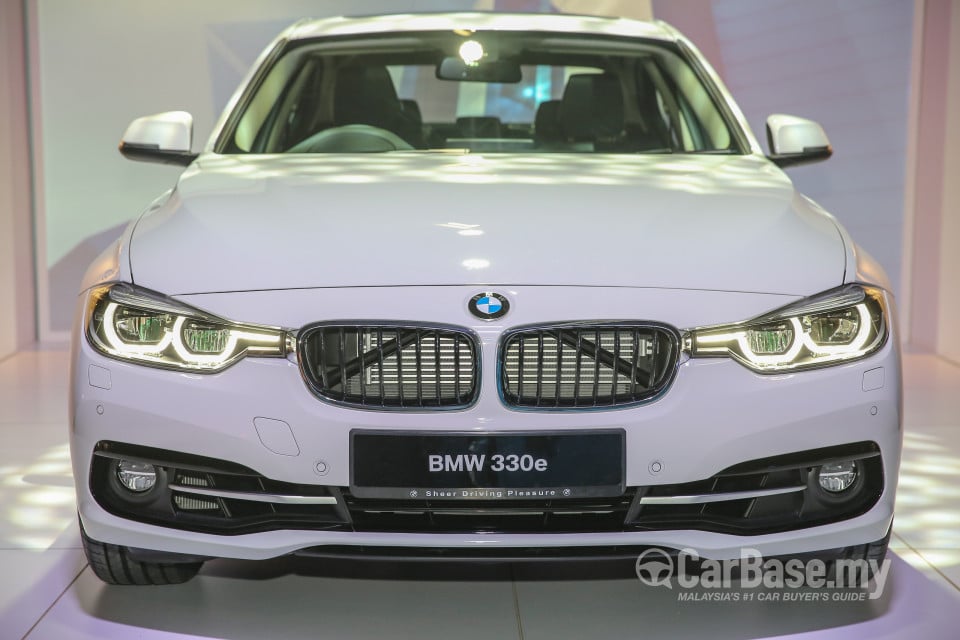 BMW 3 Series F30 LCI (2015) Exterior