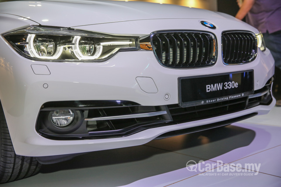 BMW 3 Series F30 LCI (2015) Exterior