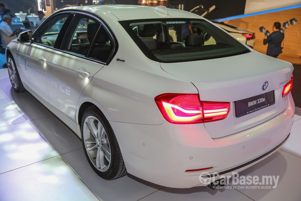 BMW 3 Series F30 LCI (2015) Exterior
