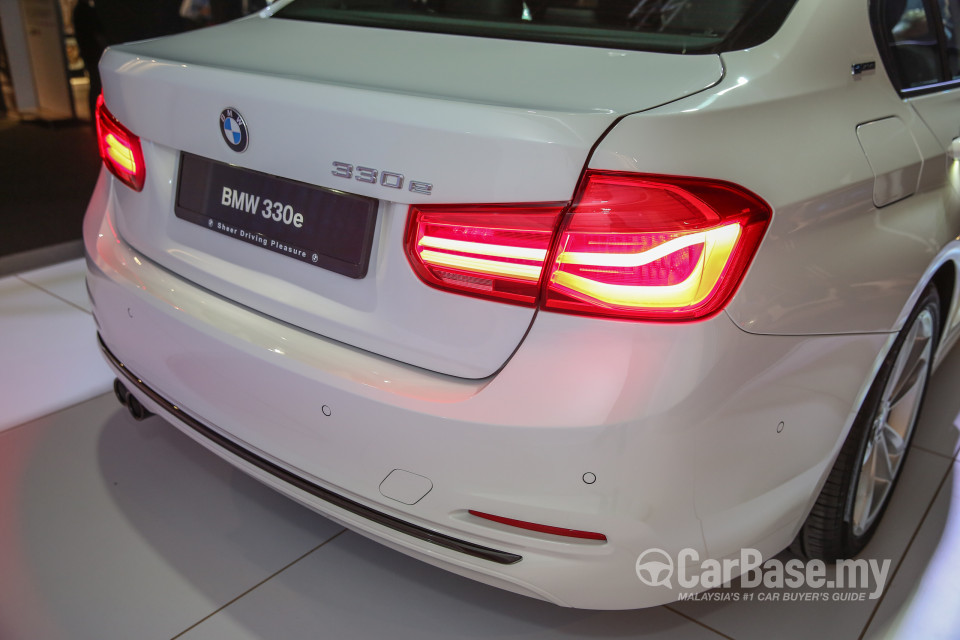 BMW 3 Series F30 LCI (2015) Exterior