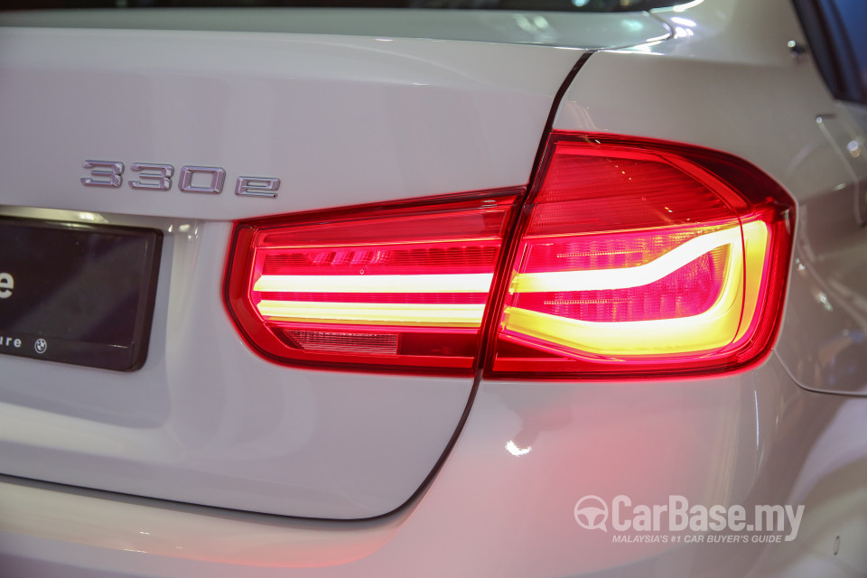 BMW 3 Series F30 LCI (2015) Exterior