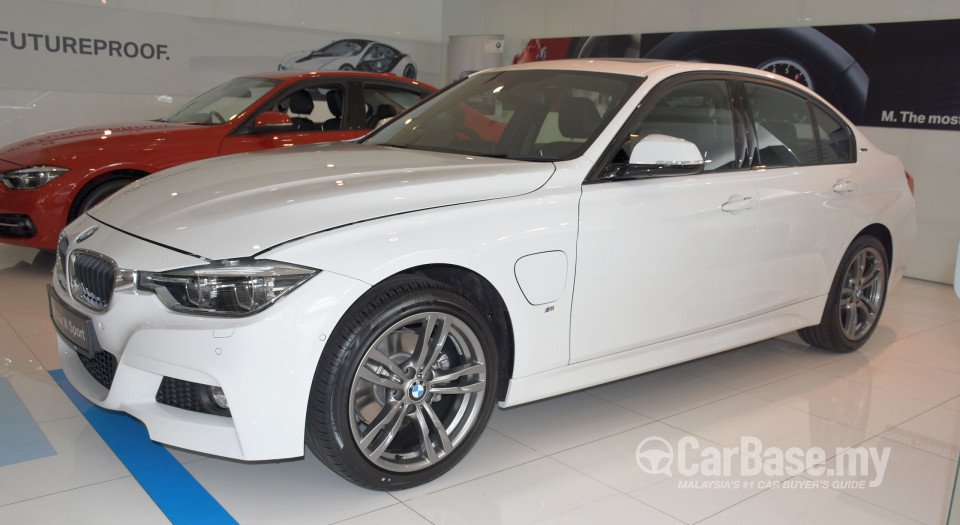 BMW 3 Series F30 LCI (2015) Exterior