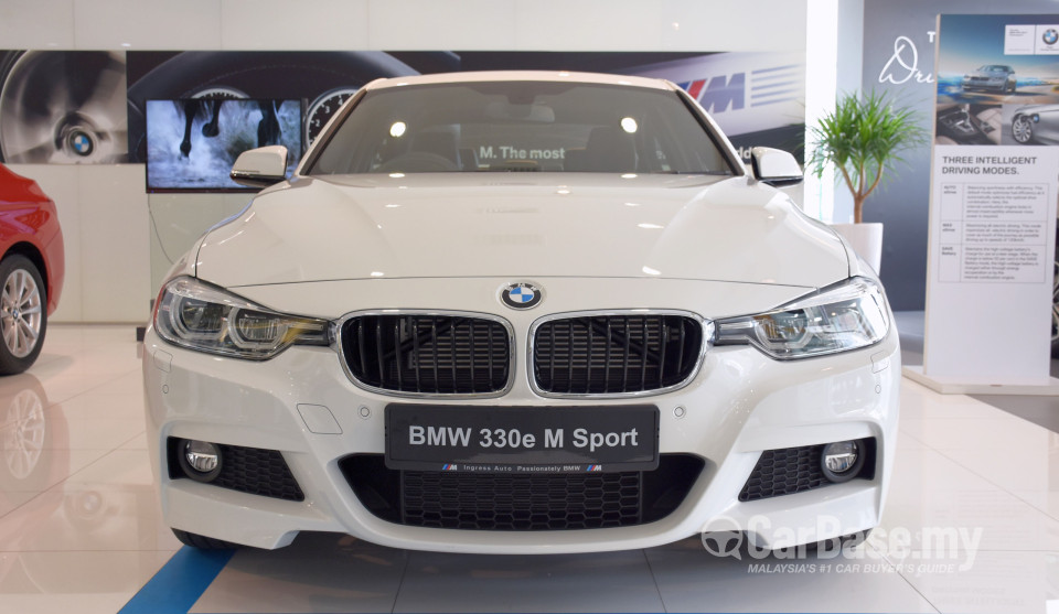 BMW 3 Series F30 LCI (2015) Exterior