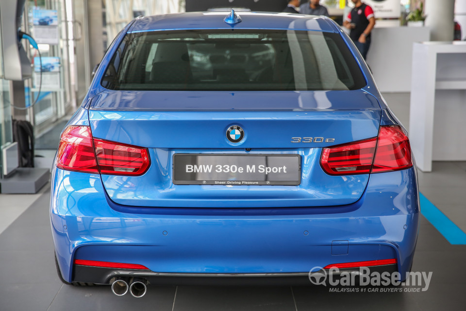 BMW 3 Series F30 LCI (2015) Exterior