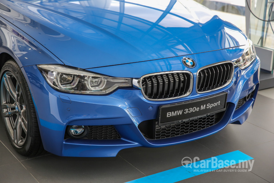 BMW 3 Series F30 LCI (2015) Exterior