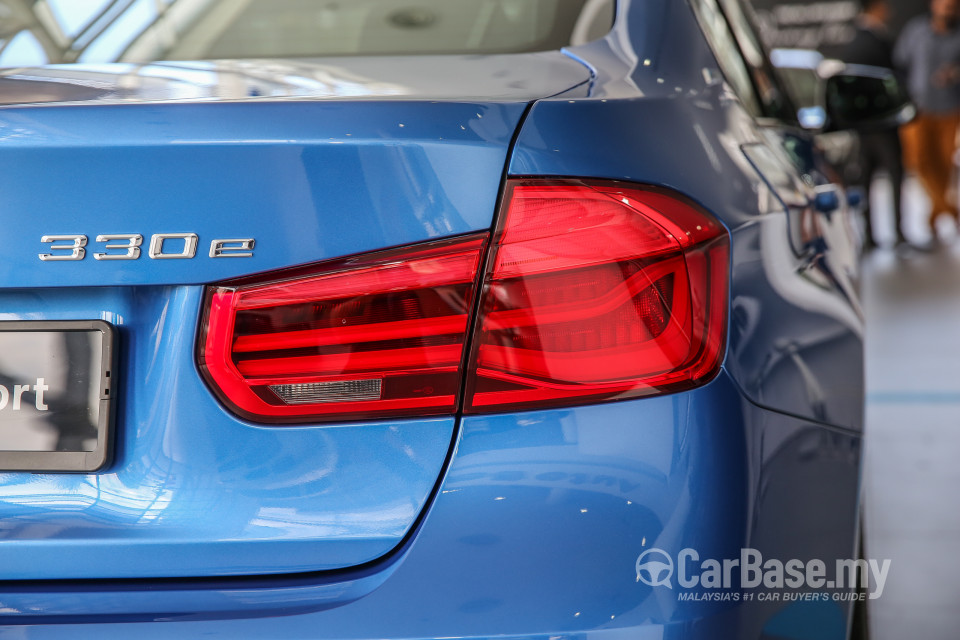BMW 3 Series F30 LCI (2015) Exterior