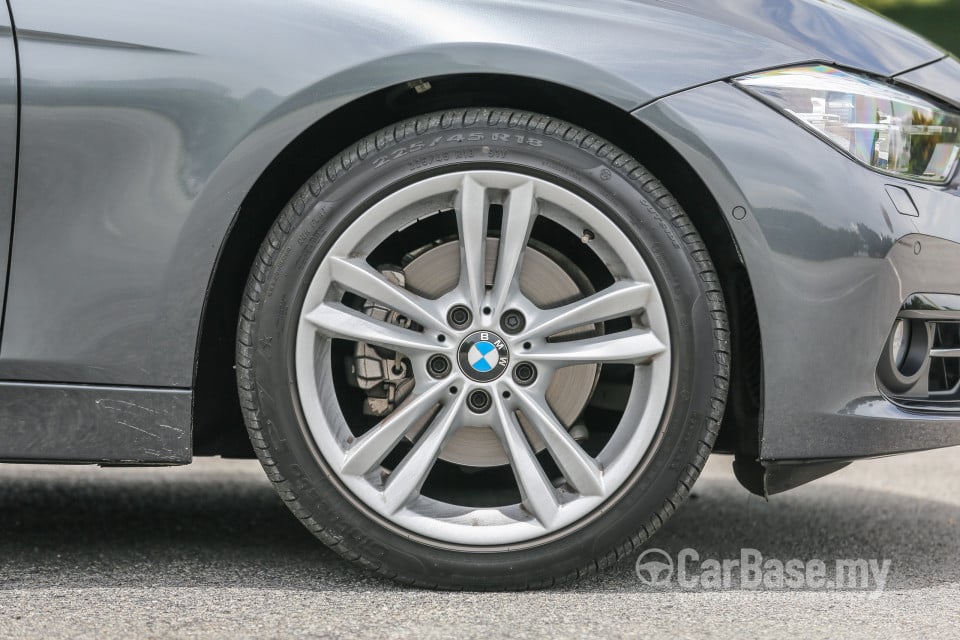 BMW 3 Series F30 LCI (2015) Exterior