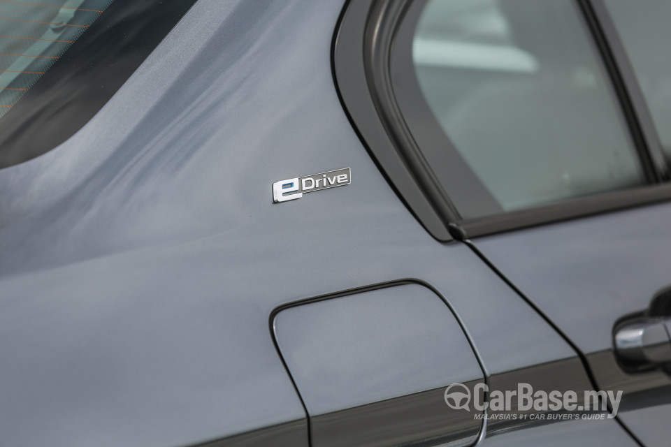 BMW 3 Series F30 LCI (2015) Exterior