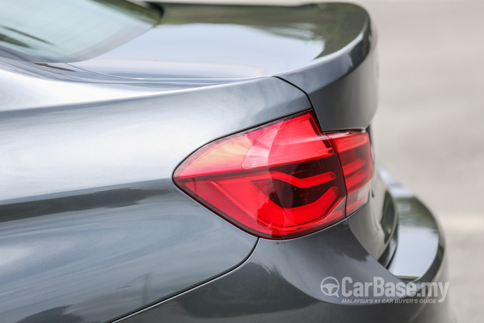 BMW 3 Series F30 LCI (2015) Exterior
