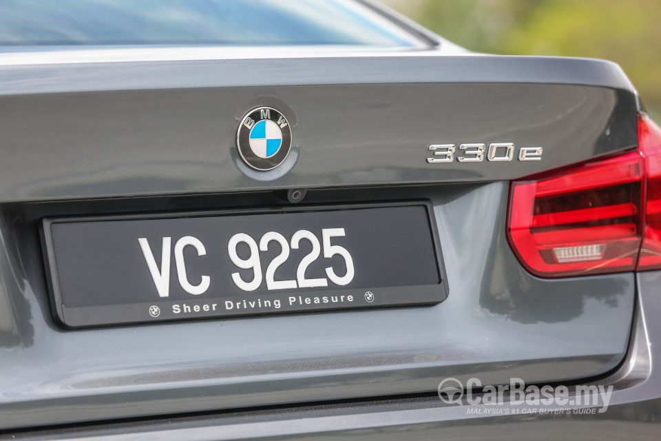 BMW 3 Series F30 LCI (2015) Exterior