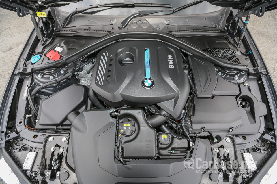 BMW 3 Series F30 LCI (2015) Exterior