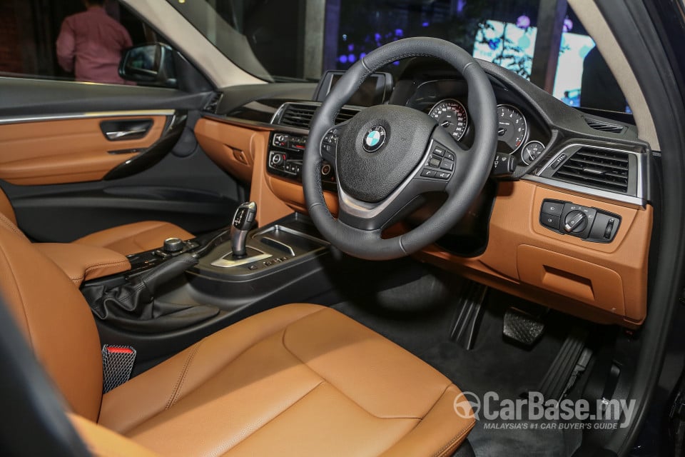 BMW 3 Series F30 LCI (2015) Interior