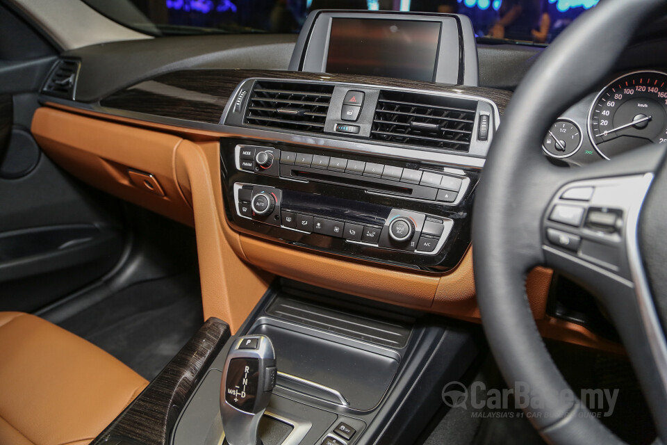 Mazda CX-9 Mk2 (2017) Interior