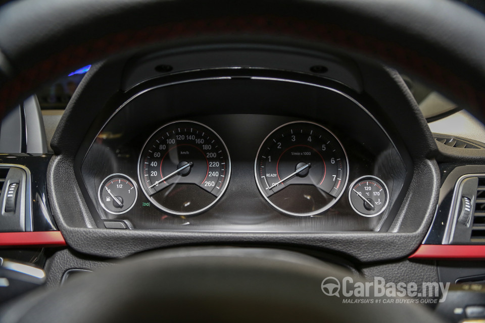 BMW 3 Series F30 LCI (2015) Interior