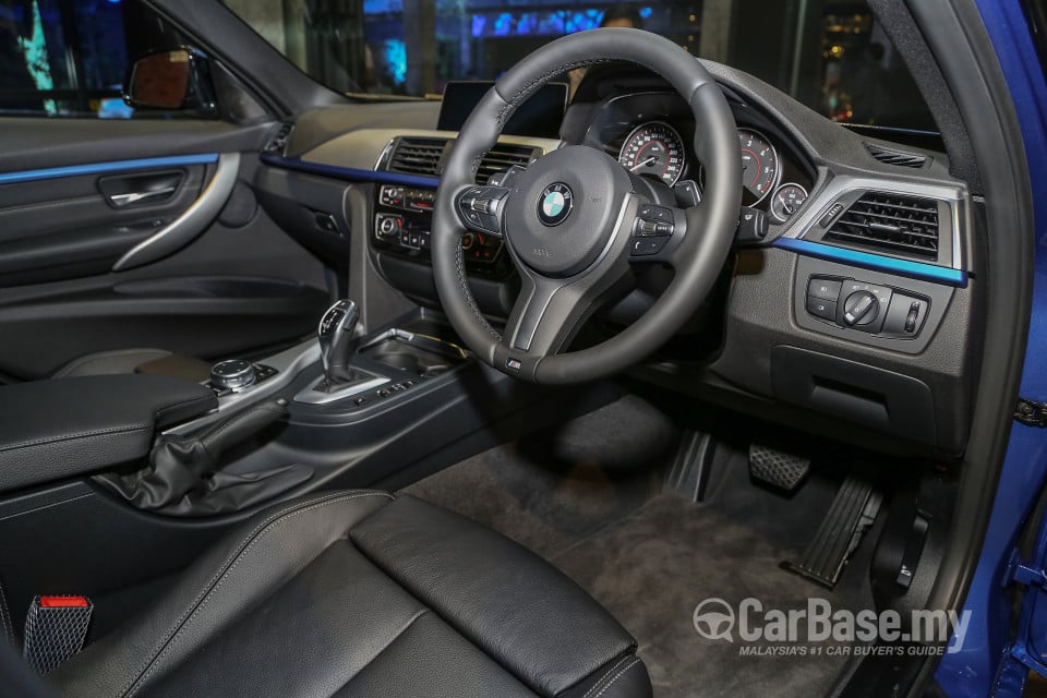 BMW 3 Series F30 LCI (2015) Interior
