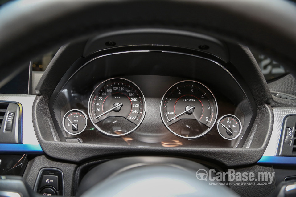 BMW 3 Series F30 LCI (2015) Interior