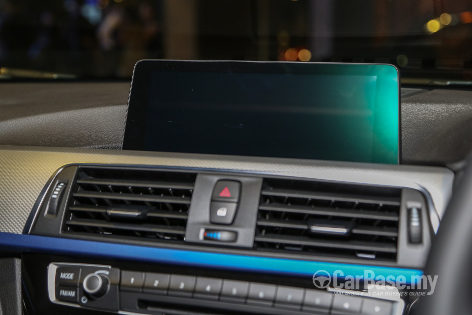 BMW 3 Series F30 LCI (2015) Interior