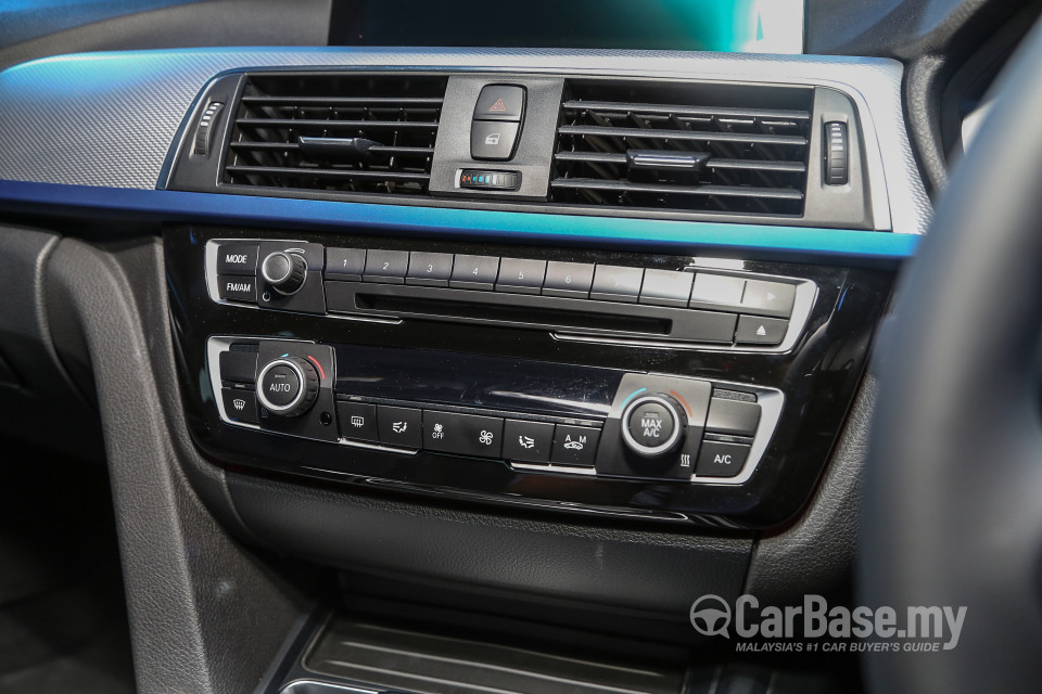 BMW 3 Series F30 LCI (2015) Interior