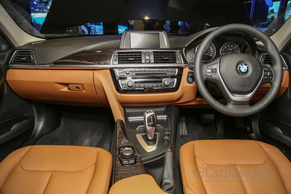 Perodua Bezza D42L (2020) Interior