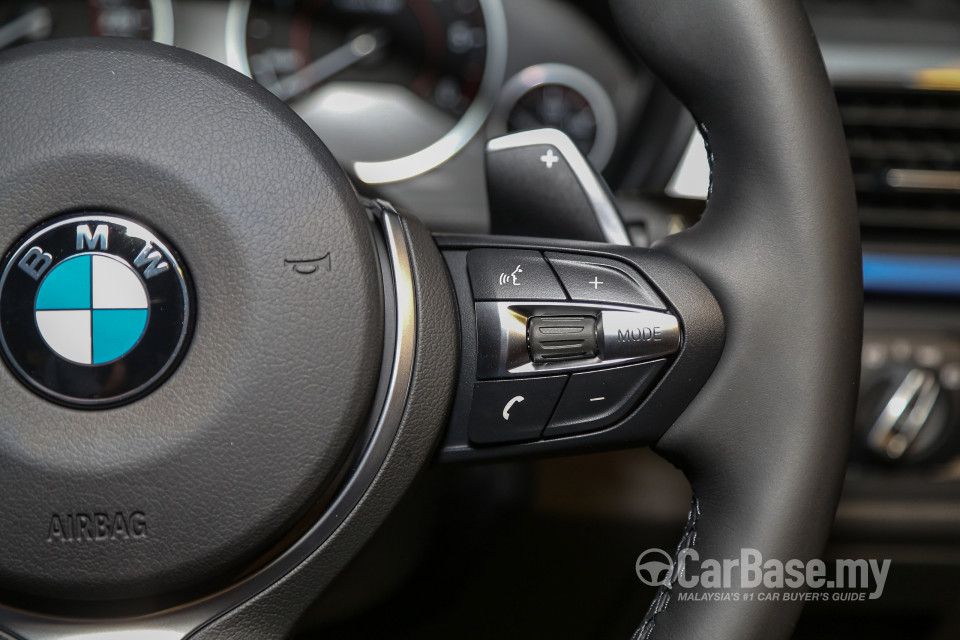 BMW 3 Series F30 LCI (2015) Interior