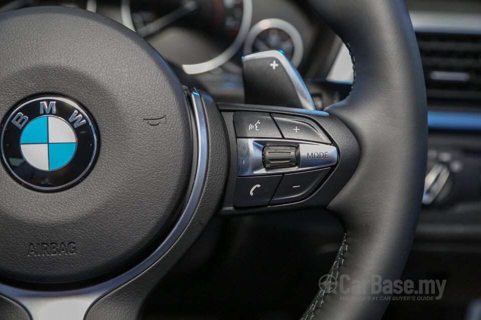 Nissan Navara D23 (2015) Interior