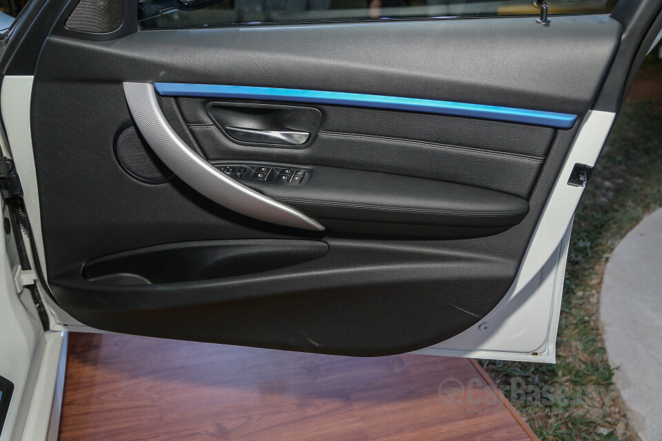 Chevrolet Cruze J300 (2012) Interior