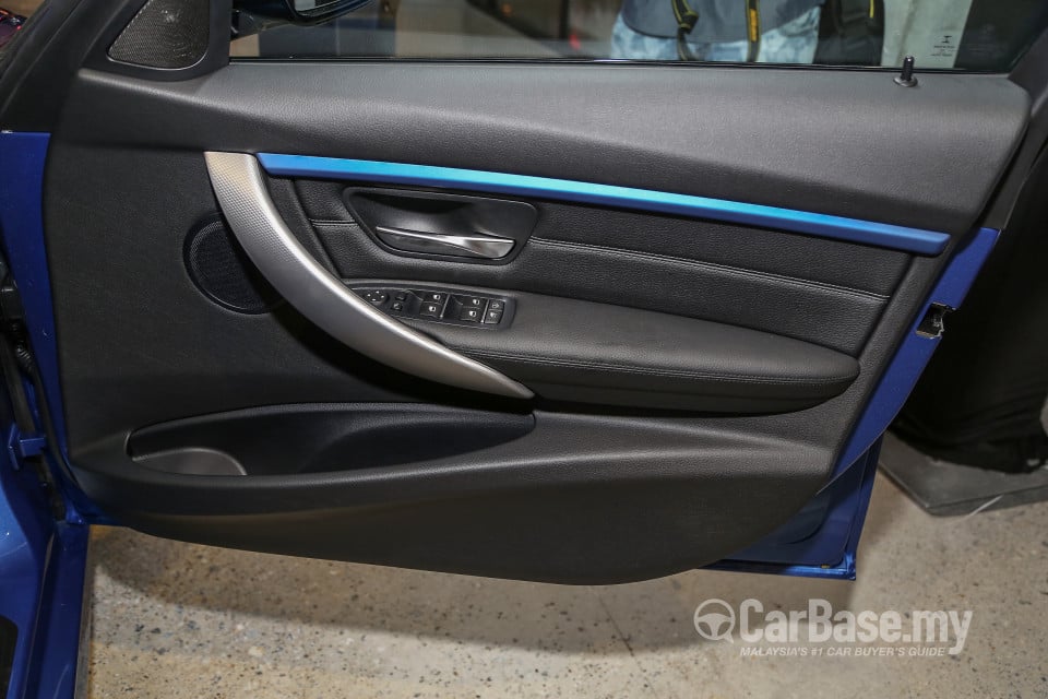 BMW 3 Series F30 LCI (2015) Interior
