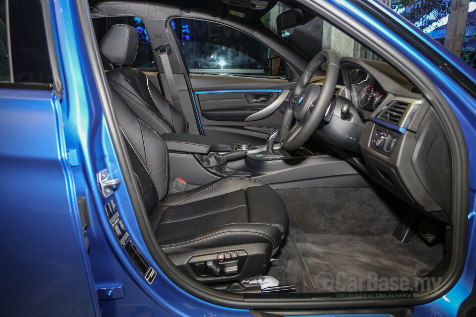 Mazda MX-5 ND (2015) Interior