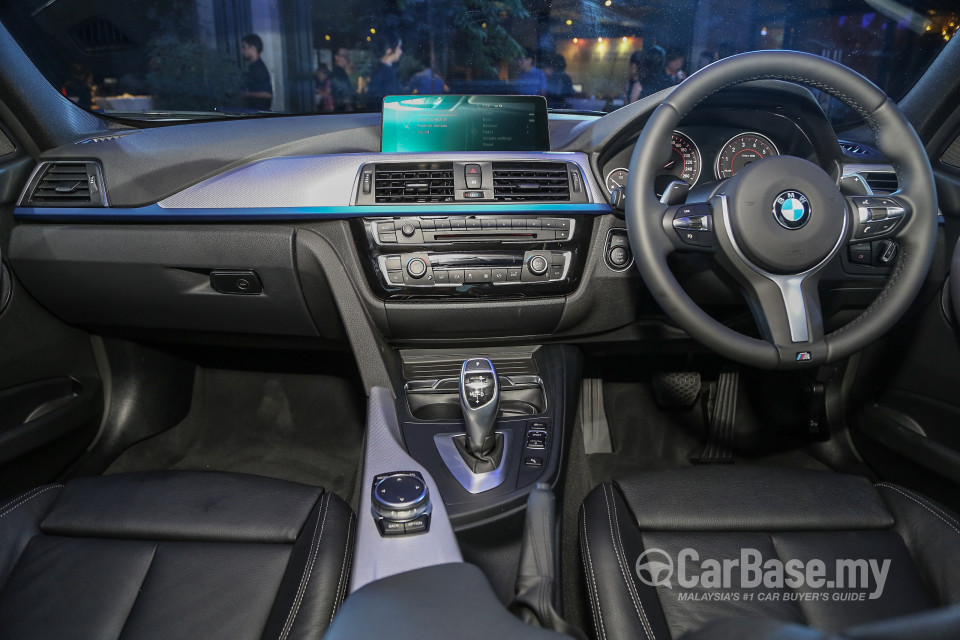BMW 3 Series F30 LCI (2015) Interior