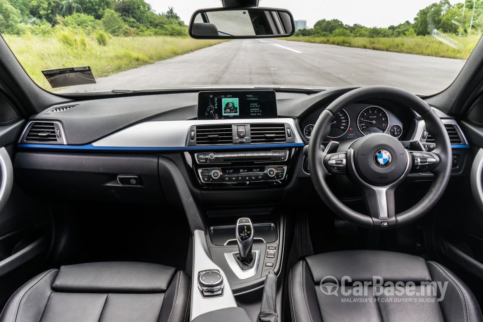 BMW 3 Series F30 LCI (2015) Interior