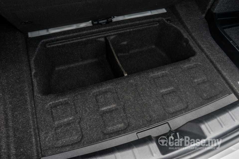 BMW 3 Series F30 LCI (2015) Interior