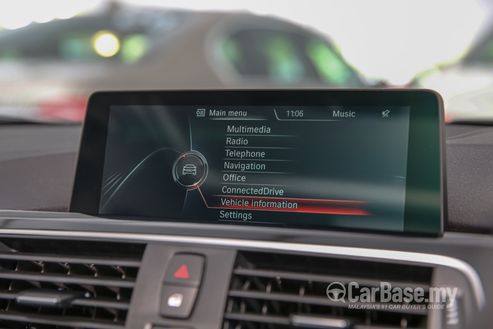 BMW 3 Series F30 LCI (2015) Interior